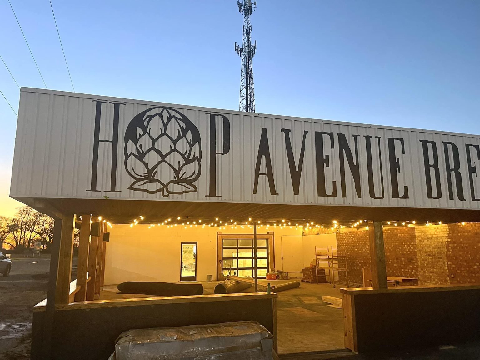 New Brewery Opens in Bridge City Orange Worthy